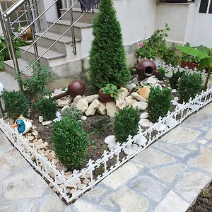 apartments-relax-varna.varna-hotels.com/
